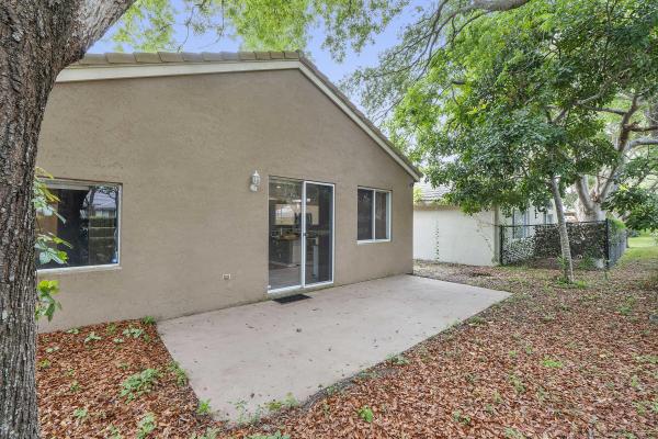 Sandpiper Landing, 5024 Ibis Ct, Coconut Creek, Florida 33073, image 2