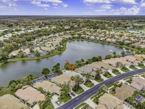 Eagleton Lakes, 108 Eagleton Ln, Palm Beach Gardens, Florida 33418, image 2