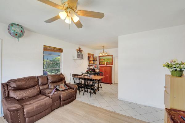 Lake Forest, 4111 SW 32nd Dr, West Park, Florida 33023, image 2