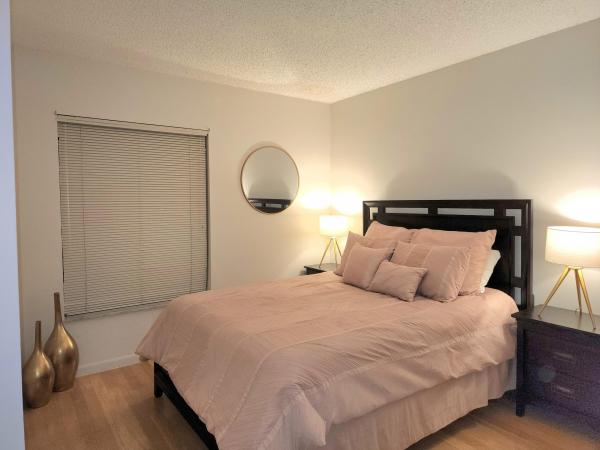 Towne Greene, 285 SE 10th St #8A, Deerfield Beach, Florida 33441, image 2
