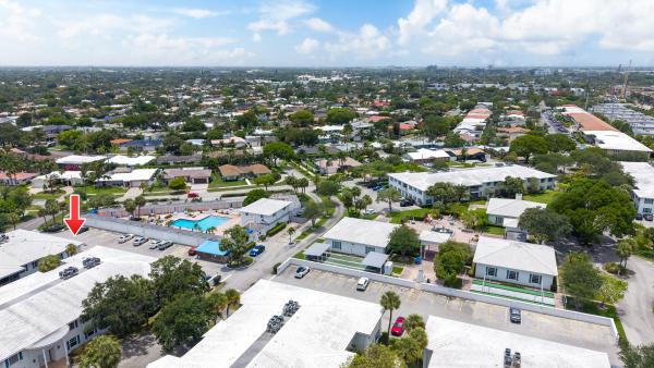 Imperial Point Colonnades, 2171 NE 66th St #812, Fort Lauderdale, Florida 33308, image 2