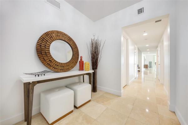One Fifty One At Biscayne, 14951 Royal Oaks Ln #1109, North Miami, Florida 33181, image 1