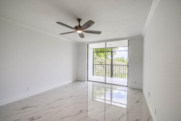 Huntington Lakes 2, 6795 Huntington Ln #406, Delray Beach, Florida 33446, image 1