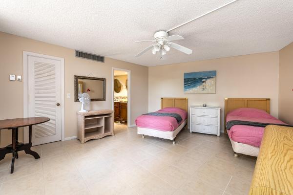 Phoenix Towers, 2800 N Ocean Dr #A2B, Riviera Beach, Florida 33404, image 3