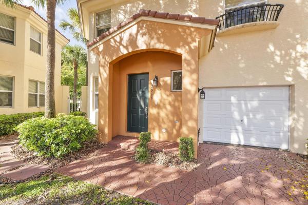 Arbor Green Of Deer Creek, 2968 Deer Creek Country Club Blvd, Deerfield Beach, Florida 33442, image 2