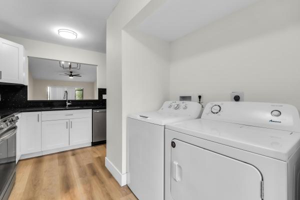 Village At Lake Pine, 847 SW 118th Ter, Davie, Florida 33325, image 3