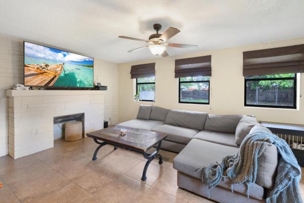 Central Oakland Park, 713 NE 35th St, Oakland Park, Florida 33334, image 2