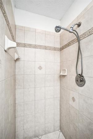Southport Townhomes, 1415 Miami Rd #B, Fort Lauderdale, Florida 33316, image 3