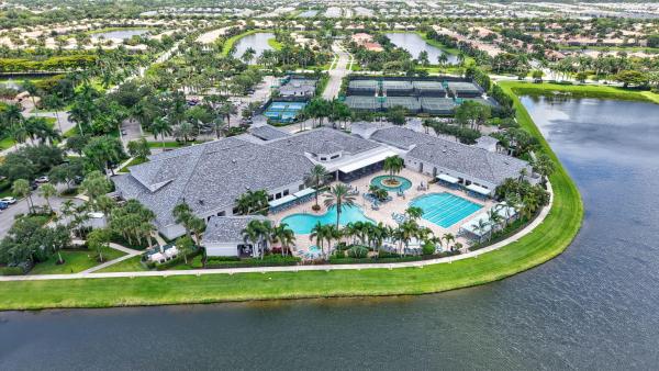 Valencia Reserve, 9385 Ivory Isle Rd, Boynton Beach, Florida 33473, image 2