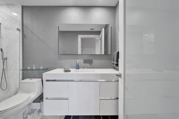 La Cascade, 615 Bayshore Dr #402, Fort Lauderdale, Florida 33304, image 1
