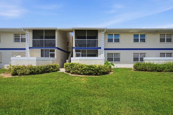 1530 SE Royal Green Cir #204, Port St. Lucie, Florida 34952, image 1