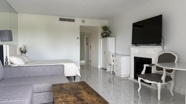 Portofino North, 2600 N Flagler Dr #413, West Palm Beach, Florida 33407, image 2