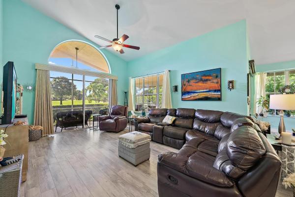 12960 Oak Knoll Dr, Palm Beach Gardens, Florida 33418, image 3