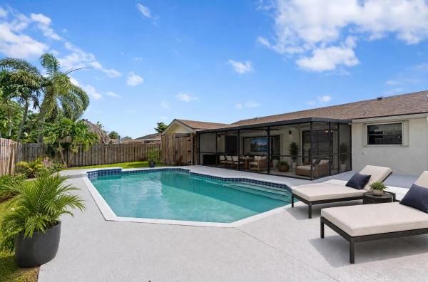 Lakewood East, 701 NW 48th Ave, Coconut Creek, Florida 33063, image 1