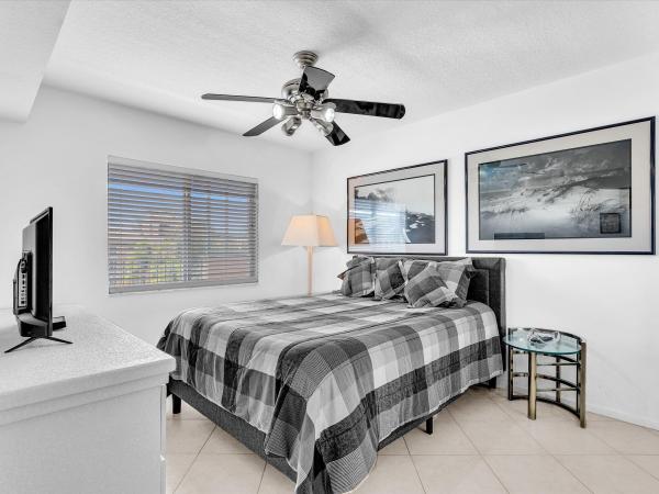 12511 Imperial Isle Dr #402, Boynton Beach, Florida 33437, image 1