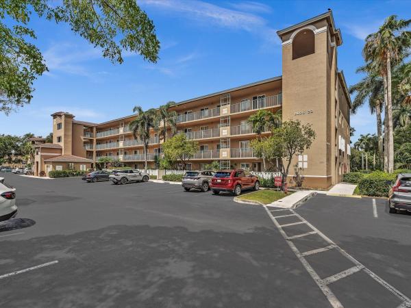 12511 Imperial Isle Dr #402, Boynton Beach, Florida 33437, image 2