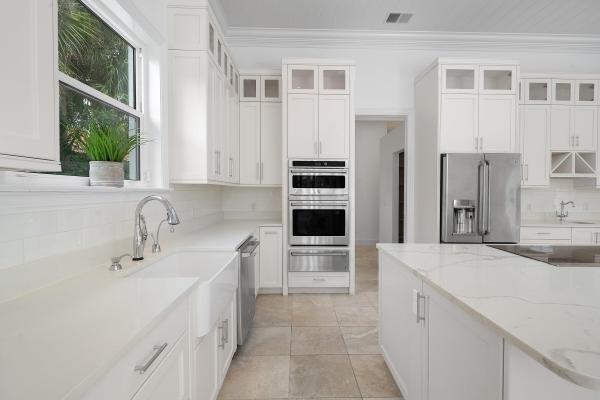 2925 SE Dune Dr, Fort Pierce, Florida 34996, image 2