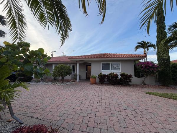 Yacht Harbor Manor, 1140 Morse Blvd, Riviera Beach, Florida 33404, image 2