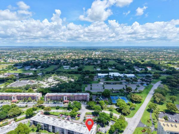 Huntington Lakes 4, 7280 Amberly Ln #201, Delray Beach, Florida 33446, image 2