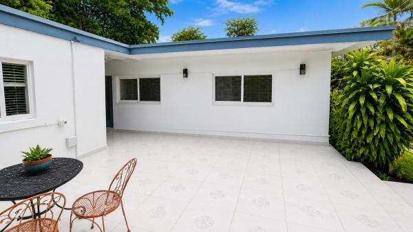 Sky Lake, 2130 NE 191st Dr, North Miami Beach, Florida 33179, image 3