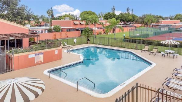 Villas East, 1490 Laguna Ln, Pembroke Pines, Florida 33026, image 1