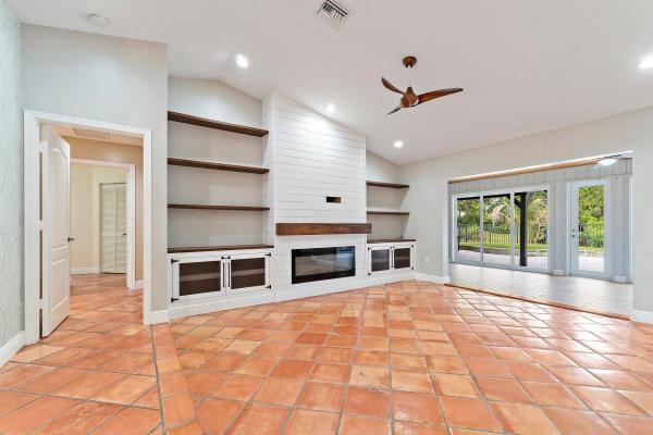 The Shores Of Jupiter, 18169 Lake Bend Dr, Jupiter, Florida 33458, image 2
