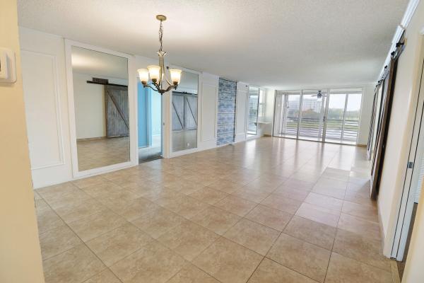 Palm-Aire Country Club 52, 3095 N Course Dr #409, Pompano Beach, Florida 33069, image 1