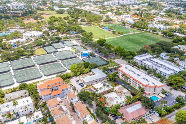La Cancha, 615 NE 12th Ave #312, Fort Lauderdale, Florida 33304, image 3
