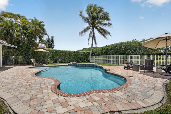 Laurel Ridge, 4299 Laurel Ridge Cir, Weston, Florida 33331, image 1