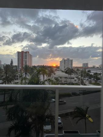 Parker Tower, 3140 S Ocean Dr #410, Hallandale Beach, Florida 33009, image 3