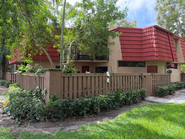 Banyan Lake, 8159 Severn Dr #A, Boca Raton, Florida 33433, image 1
