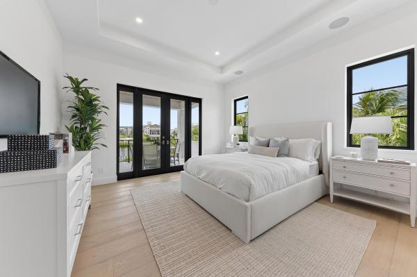 Lake Shores Lantana, 908 N Atlantic Dr, Lantana, Florida 33462, image 1