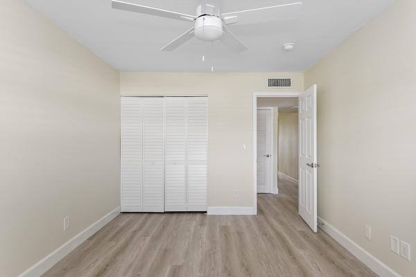 Shore Club, 111 Shore Ct #203, North Palm Beach, Florida 33408, image 1