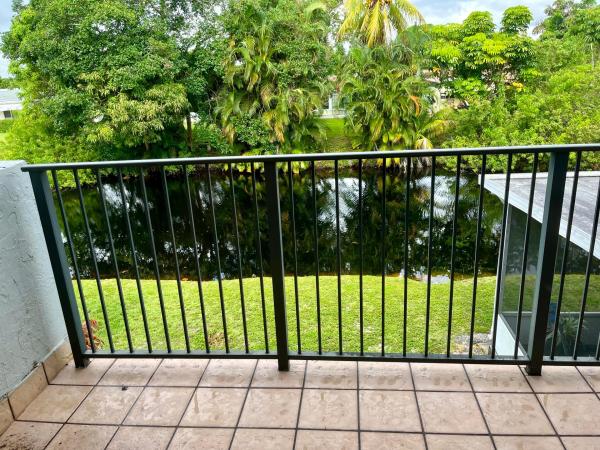 Cross Creek Townhomes, 2317 SW 82nd Ter, North Lauderdale, Florida 33068, image 2