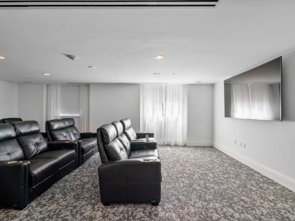 The Waverly At Las Olas, 100 N Federal Hwy #736, Fort Lauderdale, Florida 33301, image 1