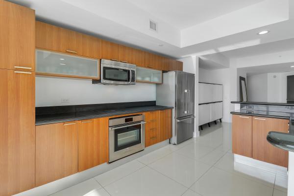 Marina Grande Club & Residences, 2640 Lake Shore Dr #307, Riviera Beach, Florida 33404, image 1