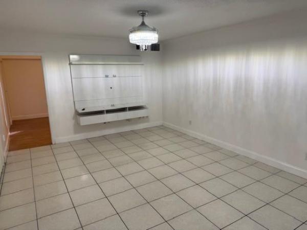 Village At Lake Pine, 1210 SW 118th Ter, Davie, Florida 33325, image 3