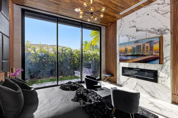 Sunrise Intracoastal, 733 Middle River Dr, Fort Lauderdale, Florida 33304, image 1