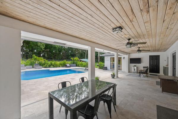 Pinewood Of Wellington, 13275 Garwood Ct, Wellington, Florida 33414, image 1