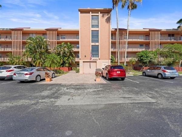 Palm Lakes, 480 NW 76th Ave #205, Margate, Florida 33063, image 1