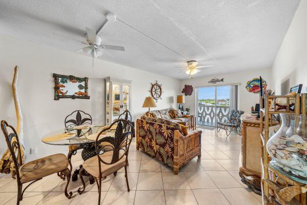 North Palm Beach Village, 628 Southwind Cir, North Palm Beach, Florida 33408, image 1