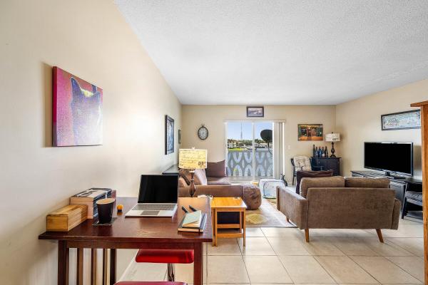 North Palm Beach Village, 628 Southwind Cir, North Palm Beach, Florida 33408, image 2