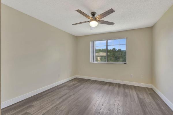 Grand View At Crestwood, 600 N Crestwood Ct Ct #609, Royal Palm Beach, Florida 33411, image 3