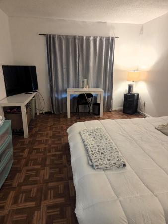 Gramercy Park, 5965 Caribbean Blvd, West Palm Beach, Florida 33407, image 2