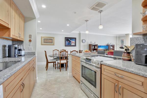 Boca Towers, 2121 N Ocean Blvd #1405E, Boca Raton, Florida 33431, image 2