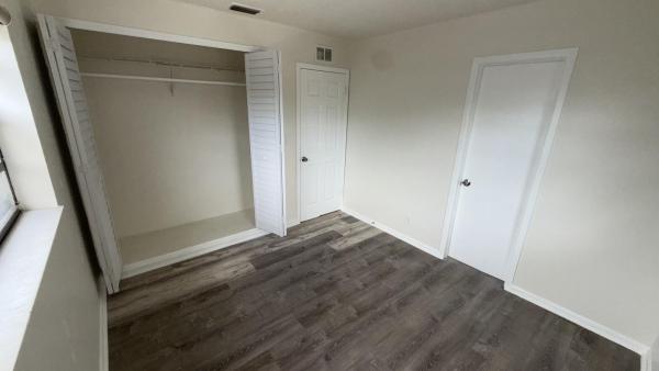 Kendall Green, 220 NW 20th St, Pompano Beach, Florida 33060, image 2