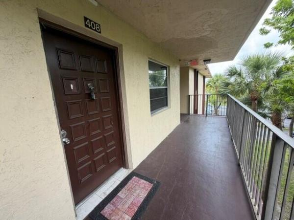 Cypress Chase North, 3341 NW 47th Ter #408, Lauderdale Lakes, Florida 33319, image 2