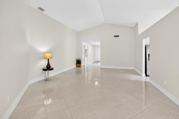 Citrus Glen, 182 Temple Ave, Boynton Beach, Florida 33436, image 3