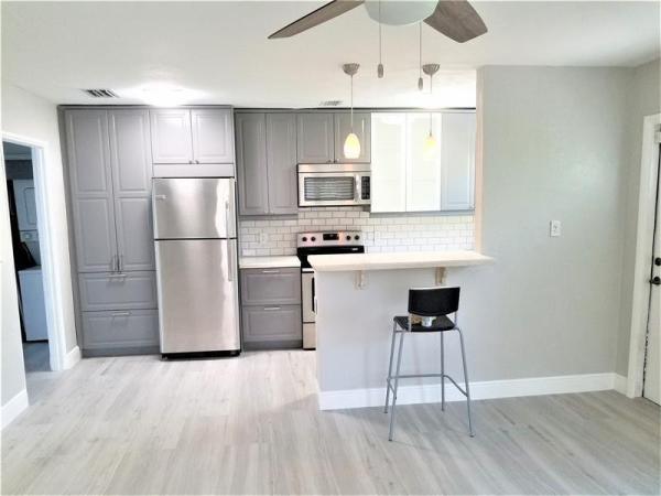 St James Court, 1123 N 17th Ave #B, Hollywood, Florida 33020, image 1