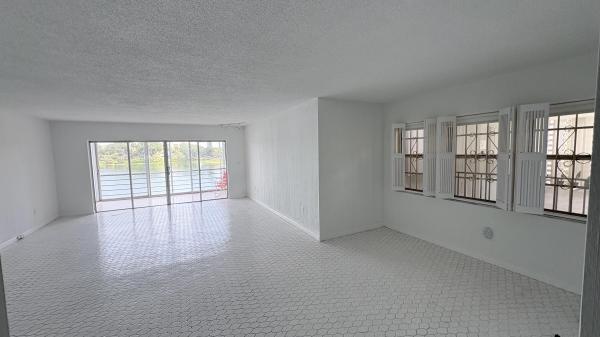 879 NE 195th St #227, Unincorporated Dade County, Florida 33179, image 3